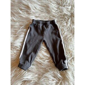 💛10/$13 or 5/$7- 9 month carters Sweatpants